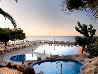 Гостиница Barcelo Illetas Albatros