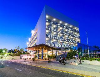 Гостиница Sol Port Cambrils Hotel