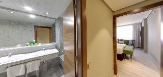 Гостиница Silken Indautxu