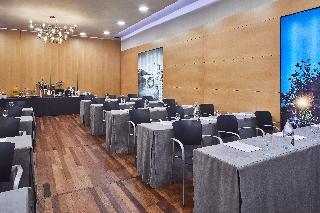 Гостиница Silken Indautxu