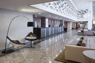 Гостиница NH Pamplona Iruna Park