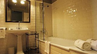 Hotel bremom// Apt La Fonda