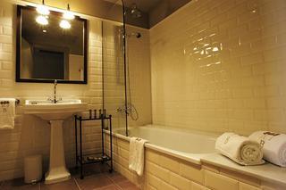 Hotel bremom// Apt La Fonda
