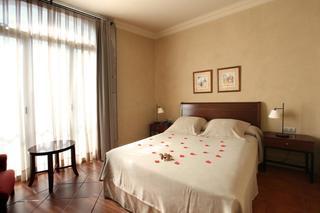 Hotel bremom// Apt La Fonda