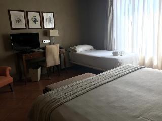 Hotel bremom// Apt La Fonda