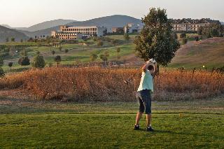 Гостиница Castillo de Gorraiz Golf and Spa