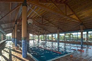 Гостиница Castillo de Gorraiz Golf and Spa