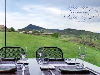 Гостиница Castillo de Gorraiz Golf and Spa