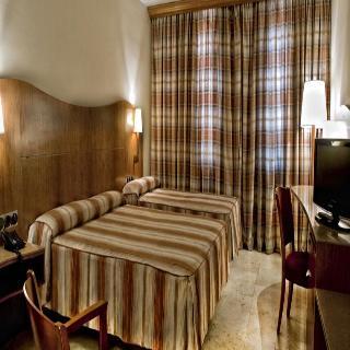 Hotel Aristol