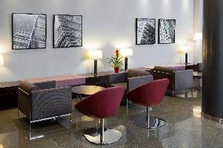 Гостиница NH Barcelona Diagonal Center