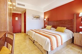 Гостиница Universal Hotel Don Leon