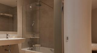 Гостиница Hostal BCN 46