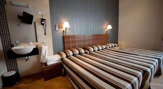 Гостиница Hostal BCN 46