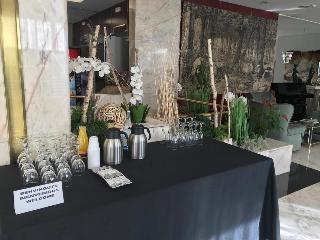 Гостиница Hotel Urpi