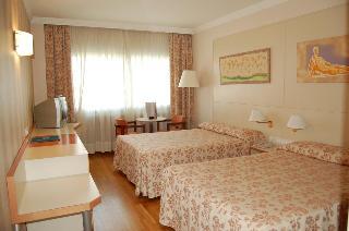 Гостиница Hotel Urpi