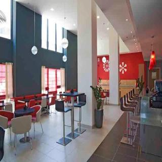 Гостиница ibis Barcelona Mataro