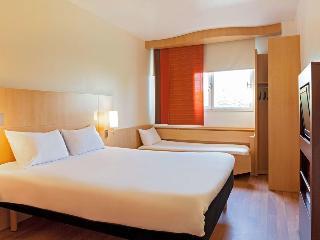 Гостиница ibis Barcelona Mataro