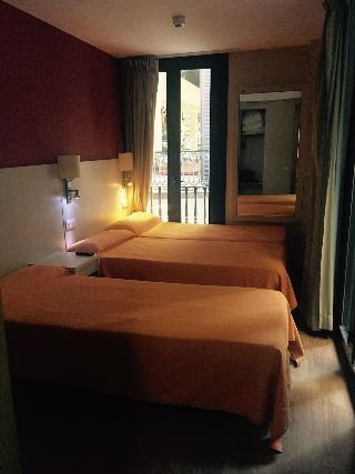 Гостиница Hostal Fina