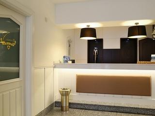 Гостиница Hostal Carlos III