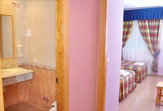 Гостиница Hostal Valdepenas