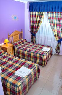 Гостиница Hostal Valdepenas