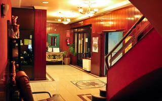 Гостиница Hostal Valdepenas