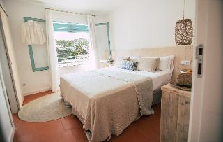 Гостиница Hostal Ses Negres