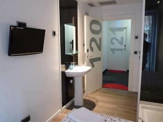 Гостиница Hostal Q