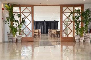 Hotel Alua Leo