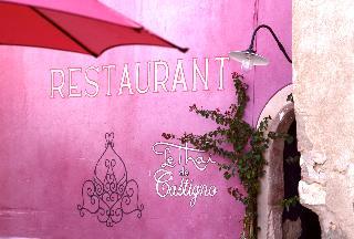 Chateau & Village Castigno - Wine Hotel & Resort