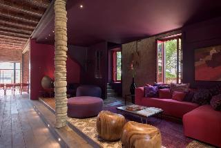 Chateau & Village Castigno - Wine Hotel & Resort