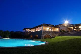 Гостиница Due Lune Resort Golf & Spa