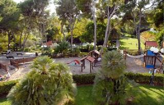 Гостиница Beach Club Font de Sa Cala