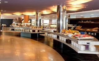 Гостиница Beach Club Font de Sa Cala