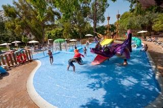 Гостиница Beach Club Font de Sa Cala
