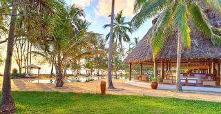 Гостиница Bluebay Beach Resort