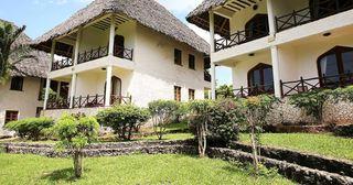 Гостиница Bluebay Beach Resort