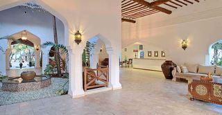 Гостиница Bluebay Beach Resort