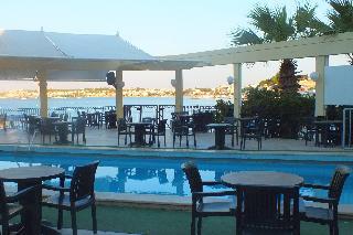 Гостиница Tuntas Beach Hotel Altinkum