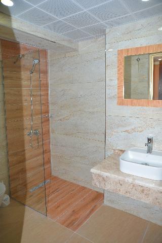Гостиница Tuntas Beach Hotel Altinkum