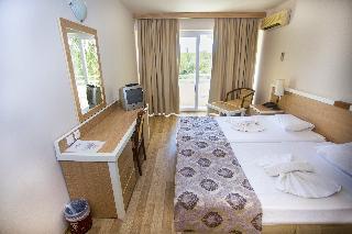 Гостиница Tuntas Beach Hotel Altinkum