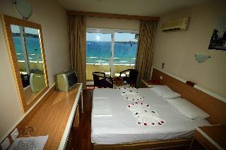 Гостиница Tuntas Beach Hotel Altinkum