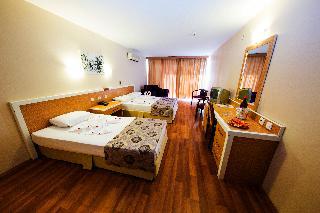 Гостиница Tuntas Beach Hotel Altinkum