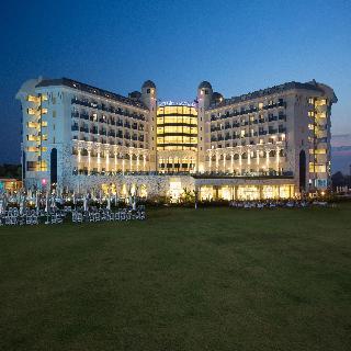 Гостиница Water Side Resort & Spa