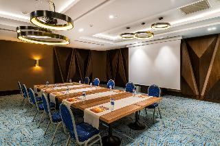 Гостиница Kirman Sidemarin Beach & Spa
