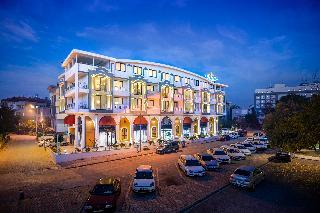 Гостиница The Sansa Hotel & Spa