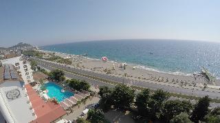 Гостиница First Class Hotel