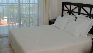 Гостиница The Cliff Beach & Spa Resort