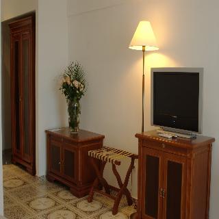 Гостиница The Cliff Beach & Spa Resort