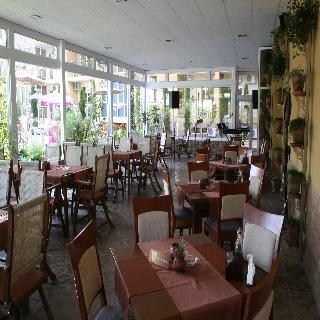 Hotel Joya Park Complex